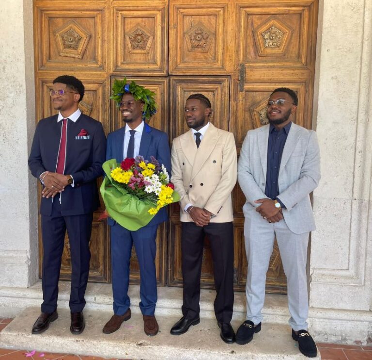 ARCHITECTURE DESIGN INDUSTRIEL(A.D.I)